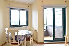 Beautiful Apartment in Front of the Beach