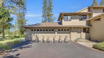 Jackpine Lane #6 by Village Properties at Sunriver