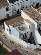 Lemon Tree Patio-mountain View, Delightful Home in Olvera-cadiz-andalu