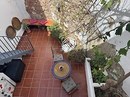 Lemon Tree Patio-mountain View, Delightful Home in Olvera-cadiz-andalu