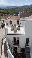 Lemon Tree Patio-mountain View, Delightful Home in Olvera-cadiz-andalu