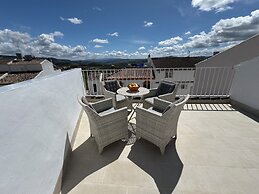 Lemon Tree Patio-mountain View, Delightful Home in Olvera-cadiz-andalu