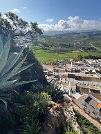 Lemon Tree Patio-mountain View, Delightful Home in Olvera-cadiz-andalu