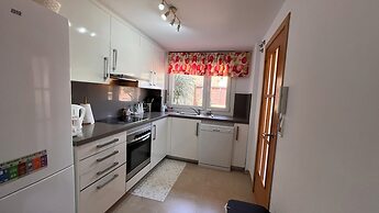 Excellent View, Beach & Mountain, Panorama Swimming Pool all Year Roun