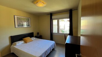 Excellent View, Beach & Mountain, Panorama Swimming Pool all Year Roun