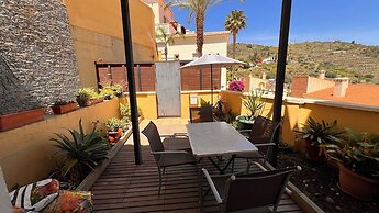 Excellent View, Beach & Mountain, Panorama Swimming Pool all Year Roun