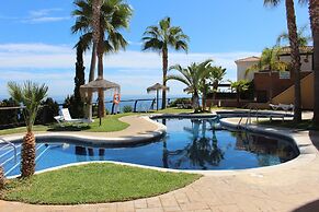 Excellent View, Beach & Mountain, Panorama Swimming Pool all Year Roun