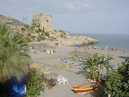 Excellent View, Beach & Mountain, Panorama Swimming Pool all Year Roun