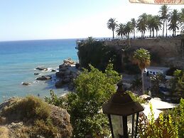 Excellent View, Beach & Mountain, Panorama Swimming Pool all Year Roun