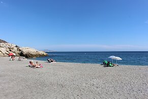 Excellent View, Beach & Mountain, Panorama Swimming Pool all Year Roun