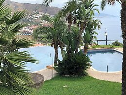 Excellent View, Beach & Mountain, Panorama Swimming Pool all Year Roun