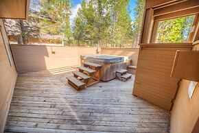 White Elm Lane #31 by Village Properties at Sunriver