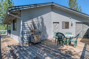 White Elm Lane #31 by Village Properties at Sunriver