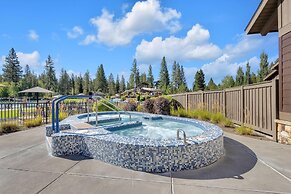 White Elm Lane #31 by Village Properties at Sunriver