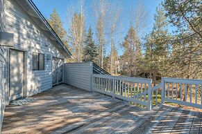 White Elm Lane #31 by Village Properties at Sunriver