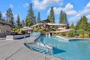 Awbrey Lane #7 by Village Properties at Sunriver