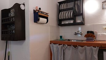 Mediterranean Holiday Home With Small Patio-terrace