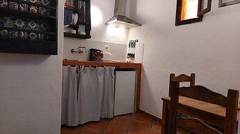 Mediterranean Holiday Home With Small Patio-terrace