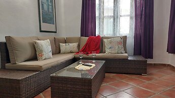 Mediterranean Holiday Home With Small Patio-terrace