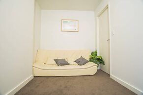 Cozy One Bed APT Closes To Airport In Arncliffe