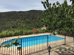 Romantic House for 2 or 4 People With Jacuzzi