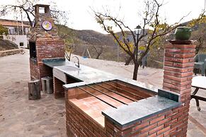 Romantic House for 2 or 4 People With Jacuzzi