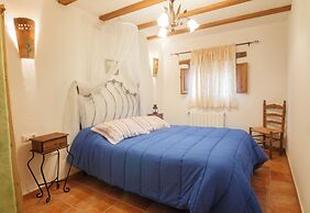 Romantic House for 2 or 4 People With Jacuzzi