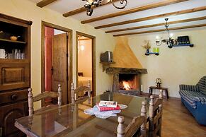 Romantic House for 2 or 4 People With Jacuzzi