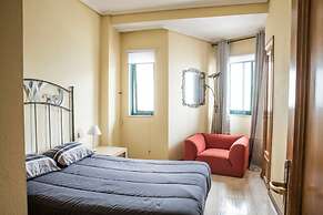 Centric Flat Unbeatable Area, Close to the Beach