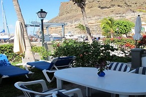 Harbour 11 Apartment