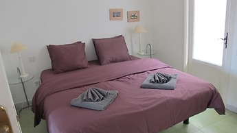 Harbour 11 Apartment