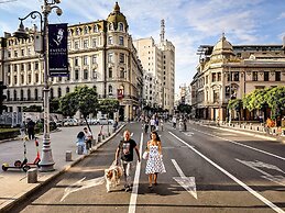 Downtown Victoria Apartments By CityBookings