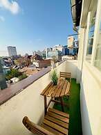 Downtown Victoria Apartments By CityBookings