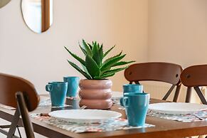 Downtown Victoria Apartments By CityBookings