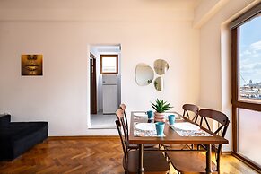 Downtown Victoria Apartments By CityBookings