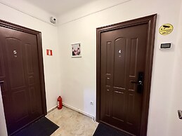 Downtown Victoria Apartments By CityBookings