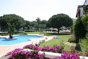 Beachfront Apt for a no Car Holiday Puerto Banus, Free Wifiparkingtvai