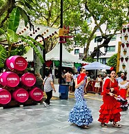 Beachfront Apt for a no Car Holiday Puerto Banus, Free Wifiparkingtvai