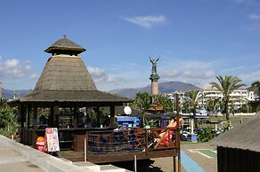 Beachfront Apt for a no Car Holiday Puerto Banus, Free Wifiparkingtvai