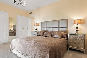 Beachfront Apt for a no Car Holiday Puerto Banus, Free Wifiparkingtvai