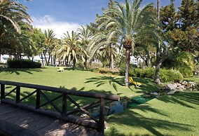 Beachfront Apt for a no Car Holiday Puerto Banus, Free Wifiparkingtvai