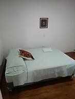 Bed & Breakfast Local Home