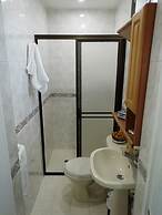 Bed & Breakfast Local Home