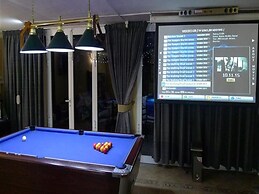 Finca Toredo Large Heated Pool, Hot Tub, Bar Games Room, Gym, Cave, Fr