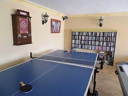 Finca Toredo Large Heated Pool, Hot Tub, Bar Games Room, Gym, Cave, Fr