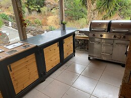 Finca Toredo Large Heated Pool, Hot Tub, Bar Games Room, Gym, Cave, Fr