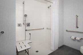 Hampton Inn & Suites Lexington Columbia