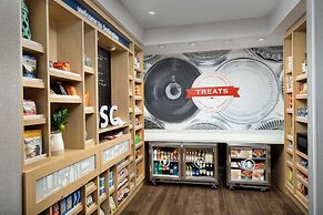 Hampton Inn & Suites Lexington Columbia