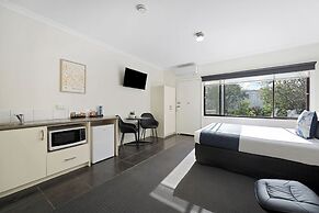 Hamilton Lakeside Motel