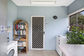 Hamilton Lakeside Motel